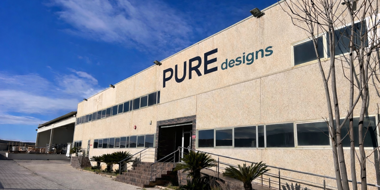 Nuestra fábrica de muebles en la font de la figuera